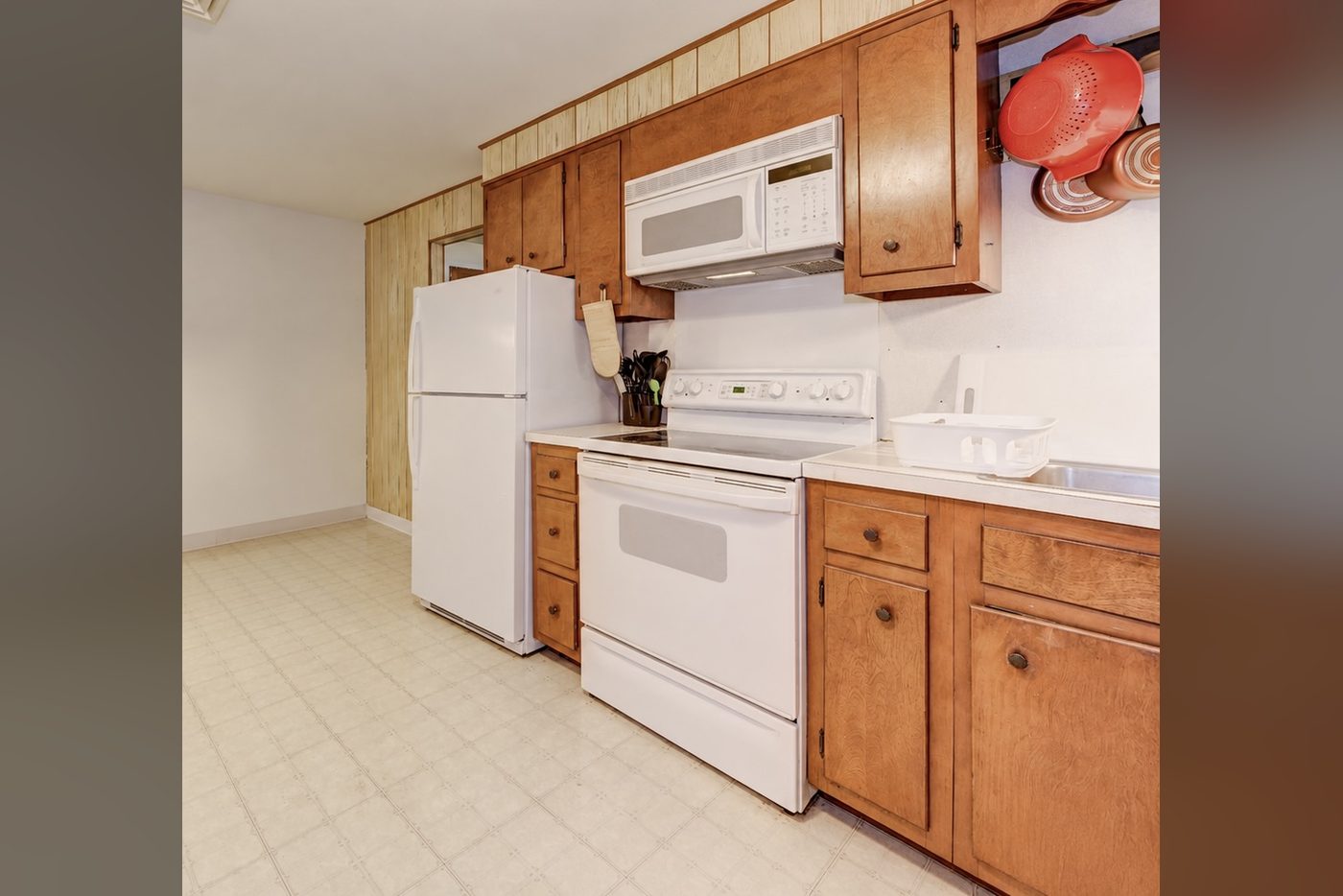 Men's house, Lansdale, PA — photo 8 of 14